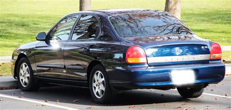 Find out hyundai price information on all the different vehicles currently being offered here in the u.s. 2000 Hyundai Sonata - Pictures - CarGurus