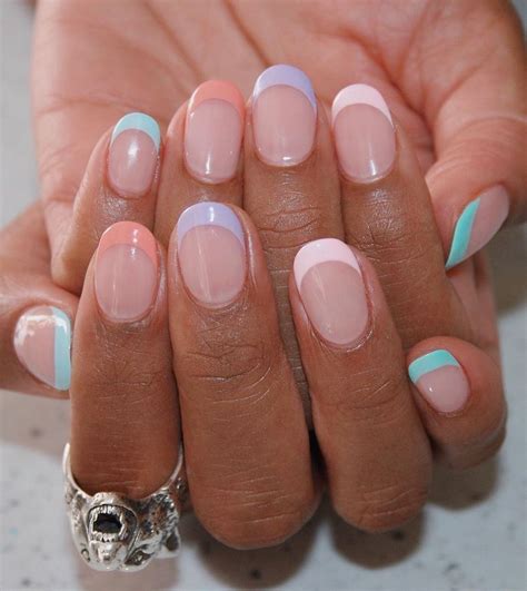 Colored French Manicure