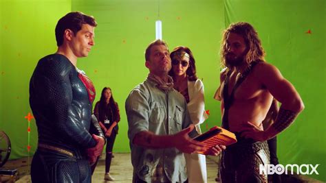 Extensive 6 Min Featurette On Making Of Snyders Justice League