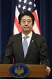 Giappone, Abe vince elezioni e riconquista la maggioranza - Giornale di ...