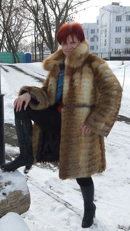 pin by mark jansen on russian woman in fur i am born in he wrong place ii russian women fur