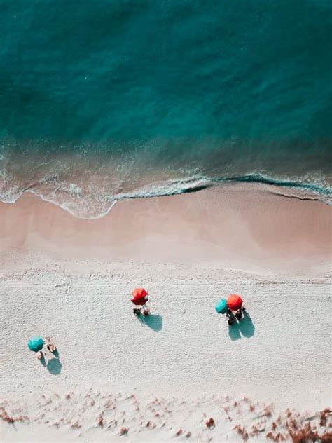 Beach Pictures Download Free Images On Unsplash Summerbeach