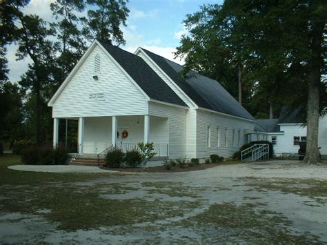 Old Fellowship Missionary Baptist Church Cemetery In Brooklet Georgia