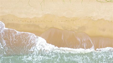 Ocean Waves Splashing On The Sand 2016225 Stock Video At Vecteezy