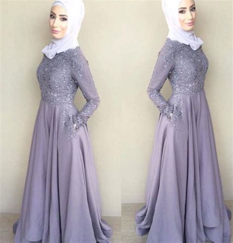2016 Lace A Line Arabic Muslim Bridesmaid Dresses Crew Long Sleeves