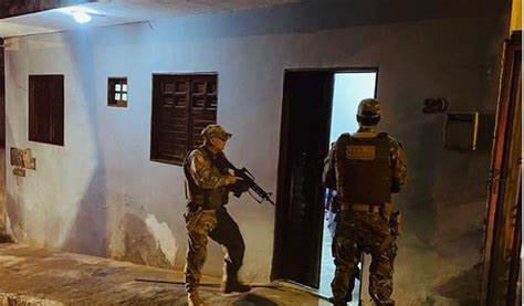 polícia alagoana cumpre 12 mandados em operação contra suspeitos de homicídios e tráfico já é