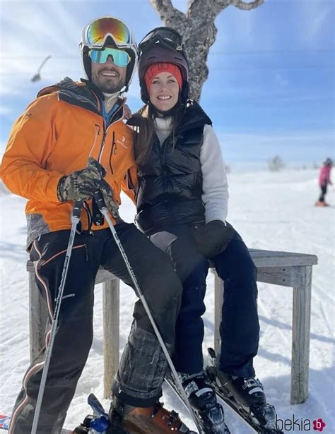 Carlos Felipe Y Sofia De Suecia Esquiando La Familia Real Sueca En