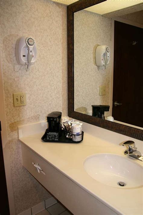 Hampton Inn Greensboro Airport Updated 2022 Prices And Hotel Reviews Nc