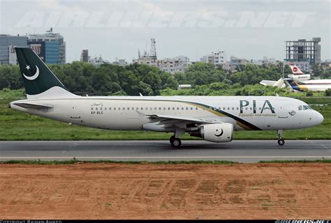 Airbus A320 214 Pakistan International Airlines Pia Aviation
