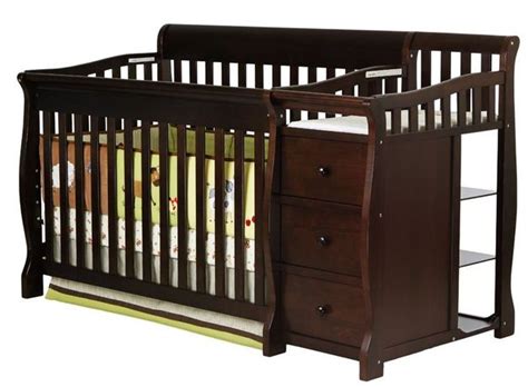 Seek Out A Crib With Built In Changing Table Baby Cribs Crib And