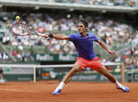 Roger federer's return to the clay coincides with a brand new outfit from uniqlo, and here's what he'll be sporting at the geneva open and french open this spring. Did Roger Federer's five-year-old twins dress him for the ...