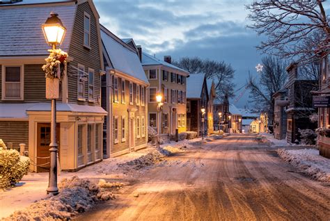 Christmas In Marblehead Massachusetts Yankee Magazine New England