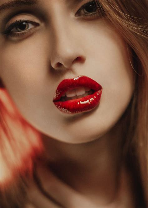 Red Lips Perfect Red Lips Perfect Red Lipstick Girls Lips