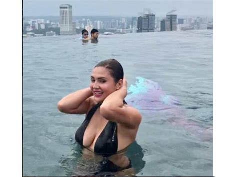 8 Hot Sexy Gladys Reyes Bikini Pics