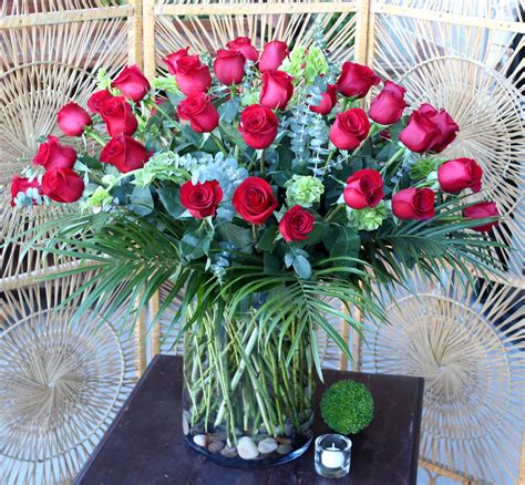 We are a highly respected world class florist specializing in providing the highest quality fresh flowers and plants to. 5 Dozen Roses Red in Las Vegas, NV | English Garden ...