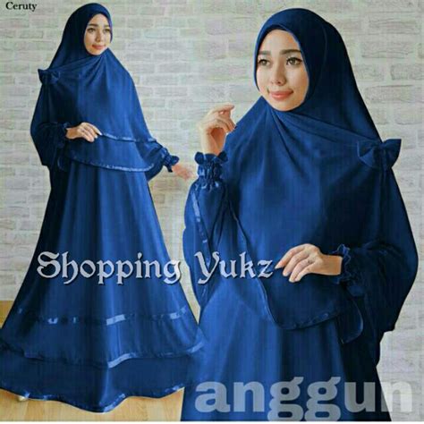 Wanita Muslimah Berhijab