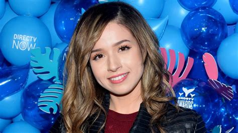 Pokimane Defends Fan Art Artist After Cute Drawing Is Criticized By