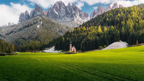 Dolina Val Di Funes Góry Włochy Dolomity Lasy Kościół św Jana