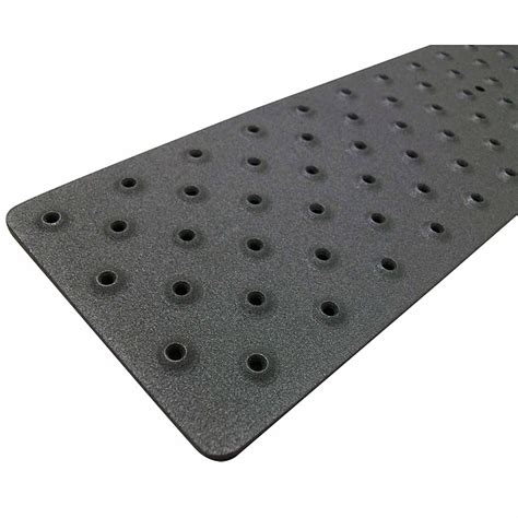 Handitreads Anti Slip Tread W 762mm D 9525mm Black Mitre10