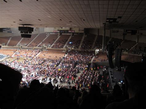 Inside Veterans Memorial Coliseum Phoenix Az Indoor Tes Flickr