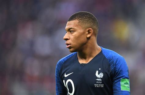 News broke out that the french super star informed psg that he's not going to restore his agreement. Othman on Twitter: "Kylian Mbappe simply all over the ...