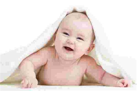 Bayi Senyum Mengikut Perkembangan Usia Ini Maksud Senyuman Anak