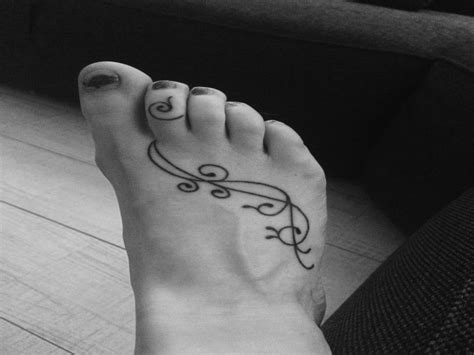 Lovely Henna Tattoo Zelf Zetten Foot Tattoos Toe