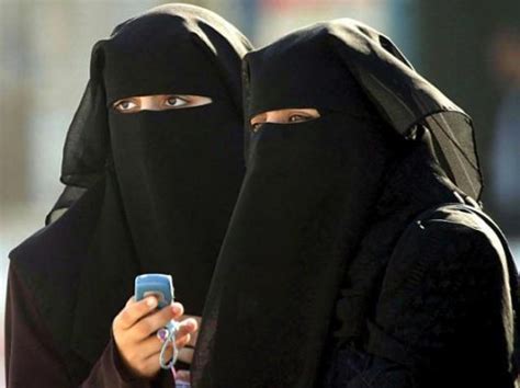 Banning Burqas And Niqabs In Europe The Politics Of Full Face Veiling