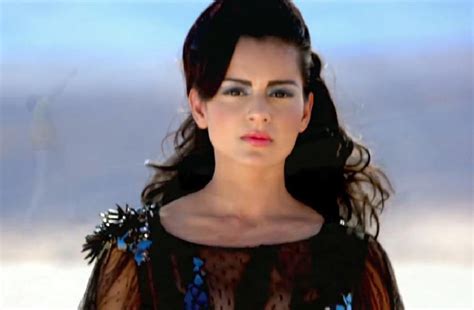Pix Kangna Ranauts Stylish Avatars In New Krrish 3 Song