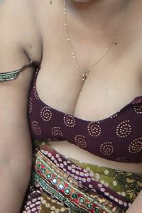 Porn Pics Horny Indian Rajni Showing Milky Boobs Indian Porn Photos