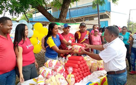 M S De Mil Familias De Ribas Se Favorecieron Con Feria Del Campo