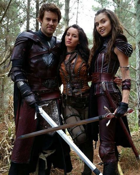 The Shannara Chronicles Amberle Elessedil And Eretria With Ander
