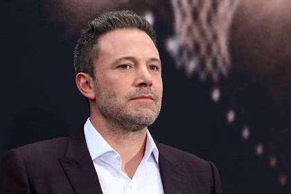 Elvis mitchell of the new york times said affleck was lost in the role. Бен Аффлек рассказал о панических атаках из-за ...