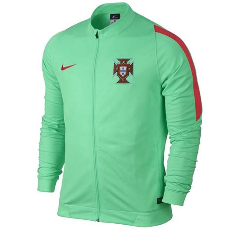 Track breaking portugal national football team headlines on newsnow: Portugal football team presentation tracksuit 2016/17 ...