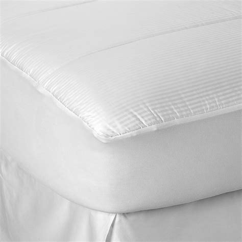 Their size makes them comfortable, as you're able to stretch out into your preferred sleeping position without your hands or feet hanging off the bed and without bothering your partner. Buying Guide to Mattress Pads & Toppers | Bed Bath and ...