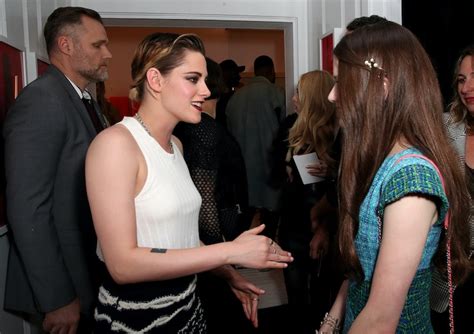 Kristen Stewart And Her Twilight Daughter Renesmee Reunited And Fans Can T Get Enough — Photos