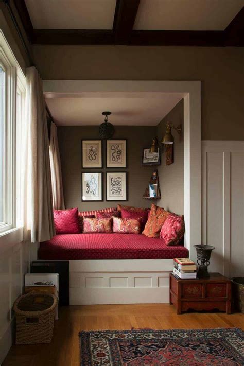 A nook is great for drawing, writing, or listening to music. 20+ Incredibly cozy book nooks you may never want to leave!