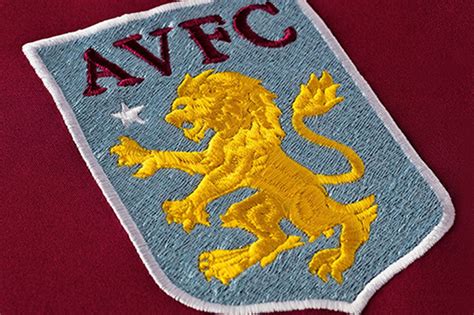 Official Aston Villa Reveal New Crest 7500 To Holte