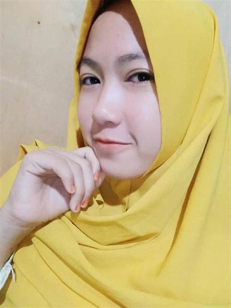 Pin By Memanjakan Mata Pria On Lokal Hijab Indonesian Hijab Kecantikan
