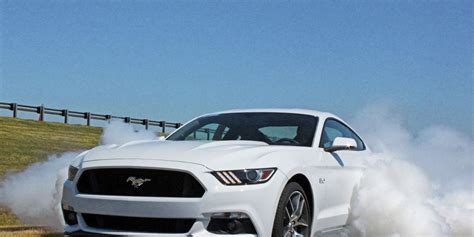 2015 Ford Mustang Gt Gets 435 Hp V8 Full Specs Released