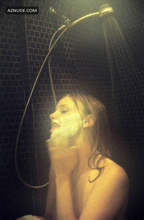 Kelli Garner Nude In Bathtub Aznude