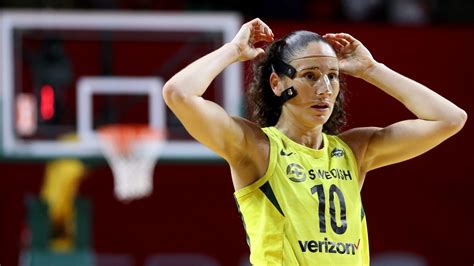 Sue Bird Has A Knee Injury And The Storm Look Totally Screwed