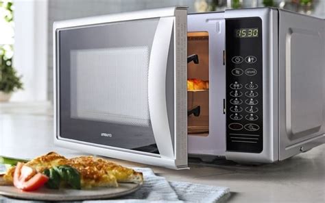 Perbedaan antara Microwave dan Oven