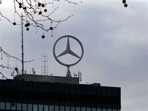 Bericht Daimler Plant Aufspaltung Im Dezember Presse Augsburg