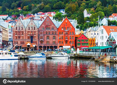 Landschaft von Bergen, Norwegen - Stockfotografie ...
