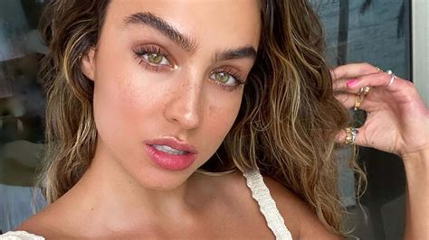 Sommer Ray Is She Dating Someone Who Has She Dated In The Past