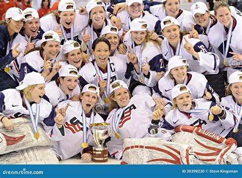 Iihf Women S Ice Hockey World Championship Gold Medal Match Canada