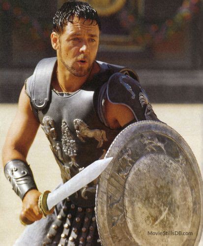 Gladiator Publicity Still Of Russell Crowe Gladiator Movie Russell