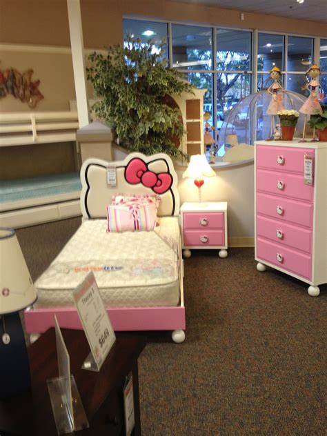 The Hello Kitty Bedroom Set which my daughter in law would ...