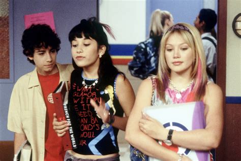 Lizzie Mcguire Reasons The Disney Channel Show Was The Most